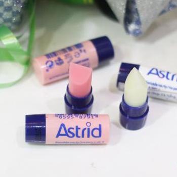 Combo 2 thỏi son dưỡng môi mỡ hươu Astrid mini
