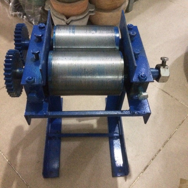 MÁY THÁI BÌ QUAY TAY