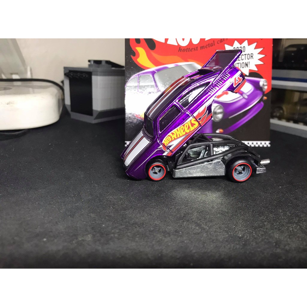 Xe Hotwheels RLC 1965 VOLKSWAGEN FASTBACK (Hàng cực hiếm giới hạn)