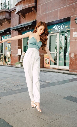 Áo bra 2 dây cúp ngực