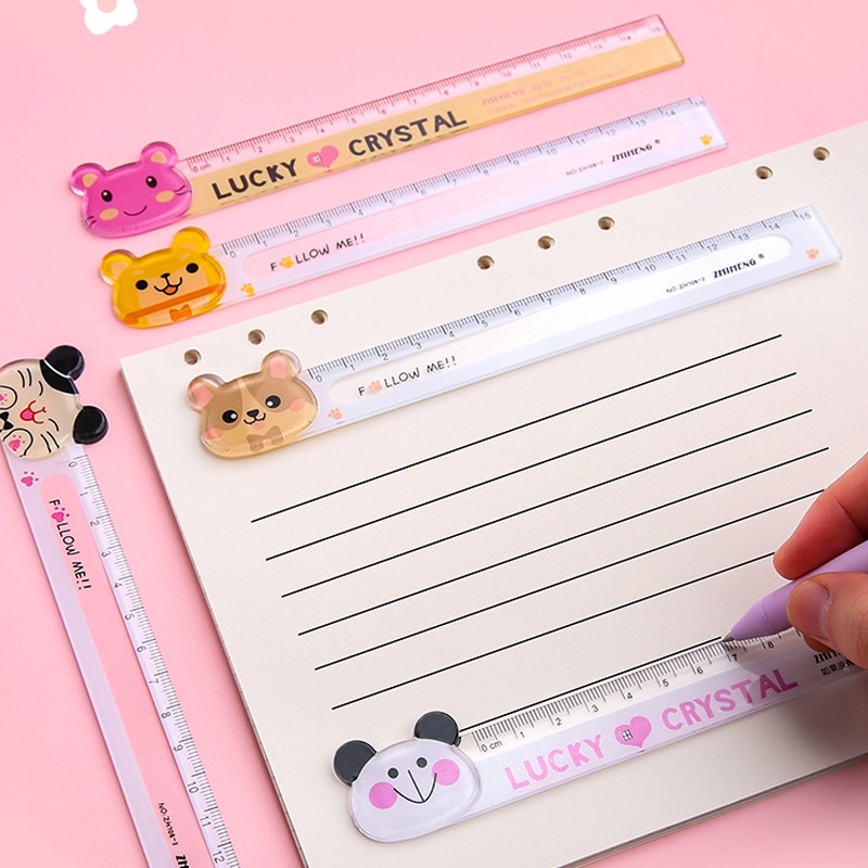 1 cái thước kẻ 15cm xinh xắn
