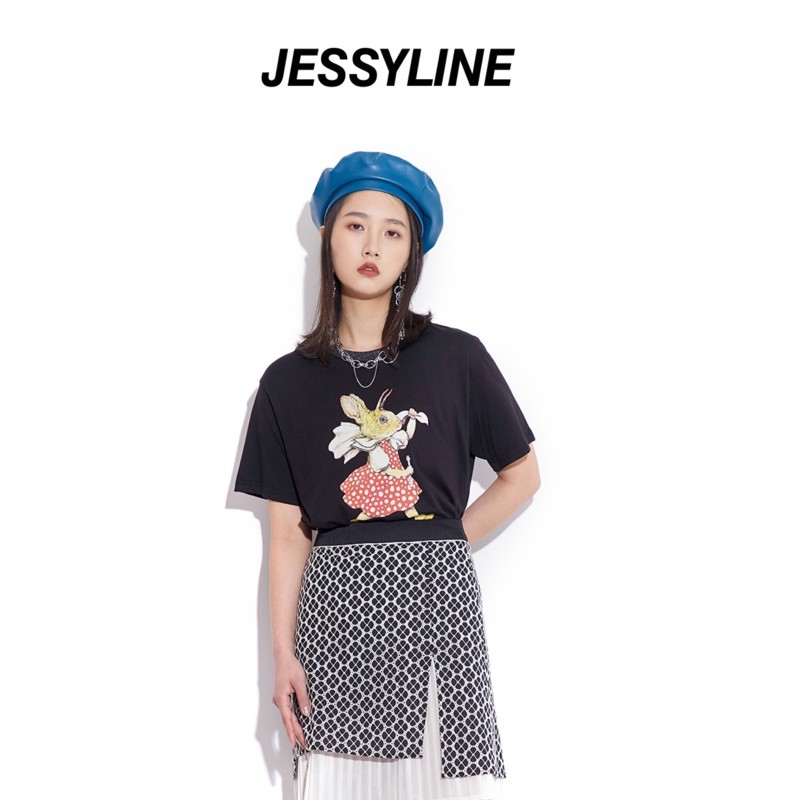 Áo thun đen mix ren Jessyline