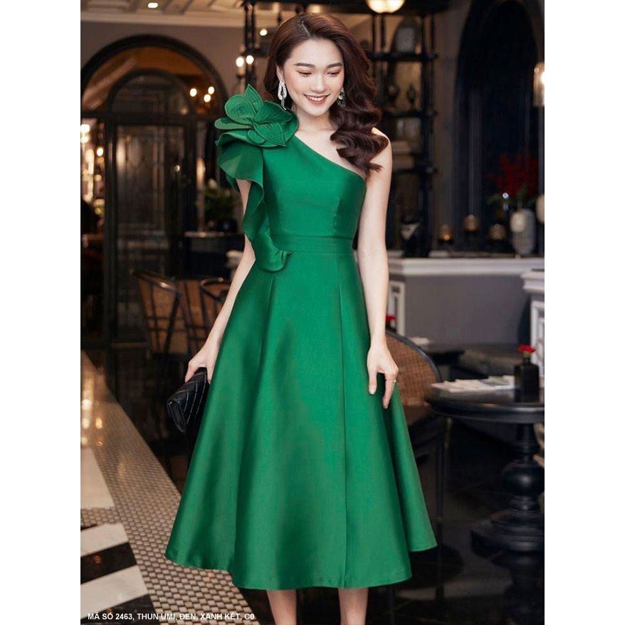Đầm xòe dự tiệc hoa vai sang trọng MS 2463