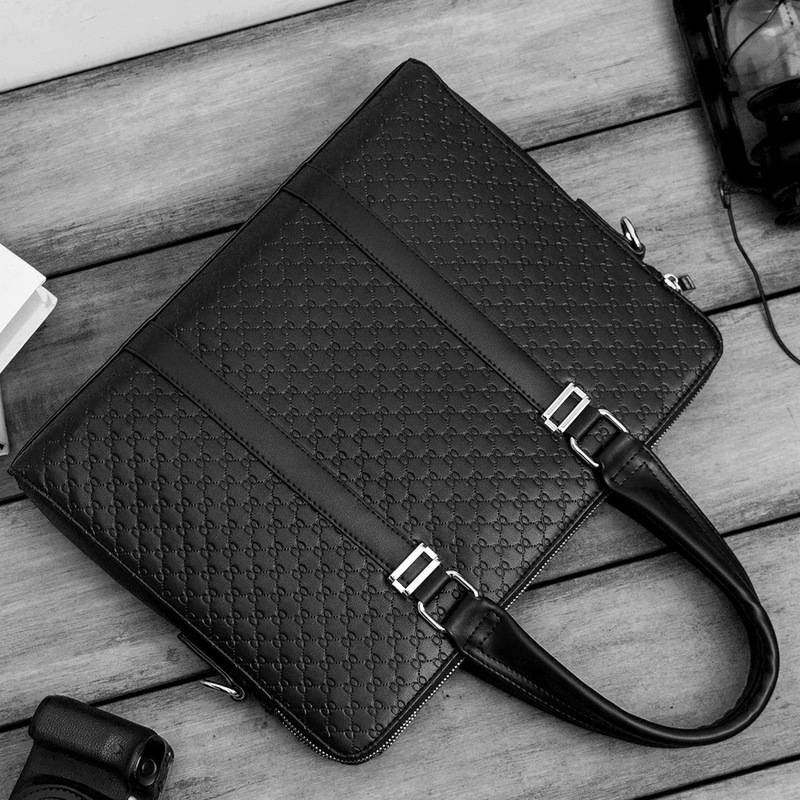 Vali Da Có Ngăn Laptop Cho Chuyến Công Tác Ngắn Ngày | BigBuy360 - bigbuy360.vn