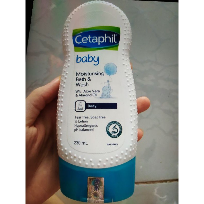 Sữa tắm cho bé cetaphil