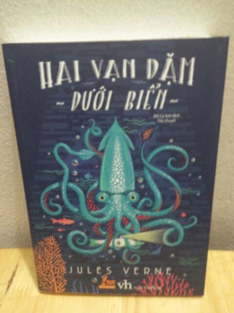 Sách - Hai vạn dặm dưới đáy biển | BigBuy360 - bigbuy360.vn