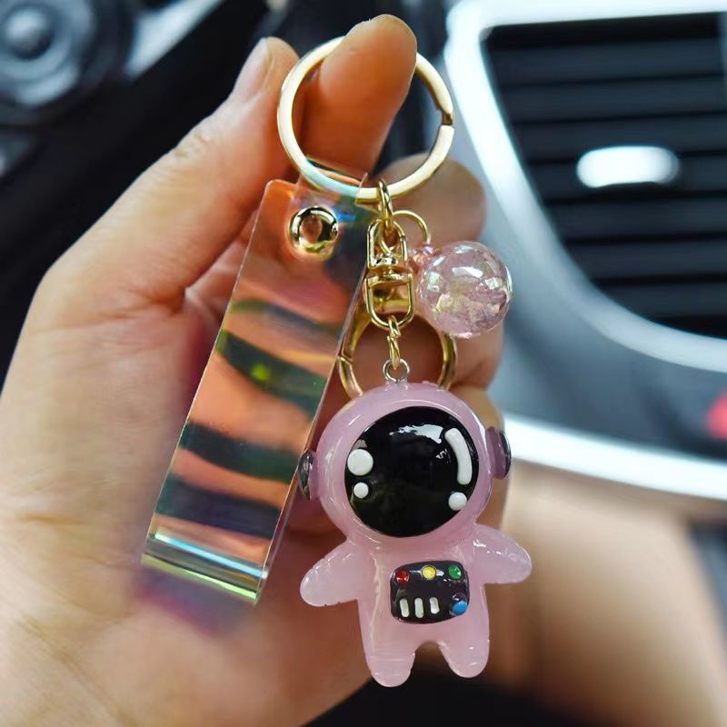 Móc Khóa Phi Hành Gia Màu Dạ Quang Dễ Thương