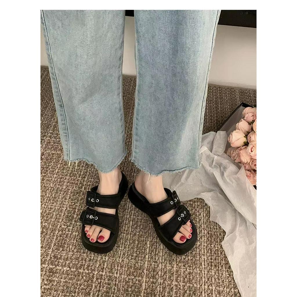 Dép Sandal Đế Dày 4.5cm Màu Trắng / Đen Chống Trượt Phong Cách Hàn Quốc Thời Trang Mùa Hè 2023 Cho Nữ
