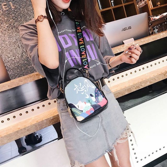 Túi đeo chéo nữ kiểu Hàn Quốc dây chữ love 2- 3 ngăn