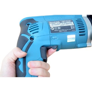 Máy khoan Makita HP1630 công suất 710W hộp giấy