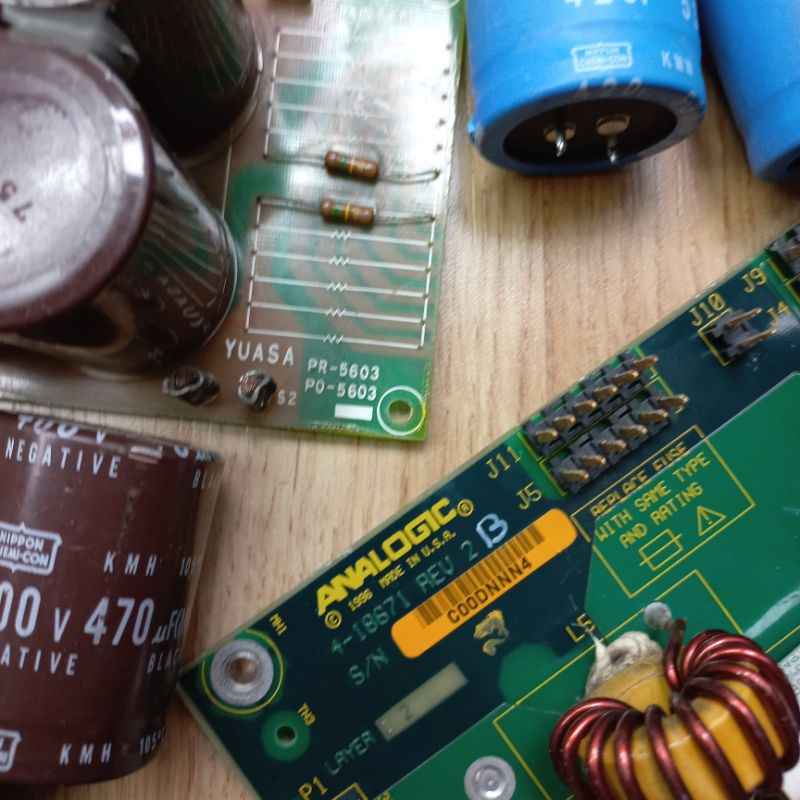 Tự điện áp cao 400V 470Mi hàng KMH nichicol tháo máy USA Nhật giá 1 chiếc