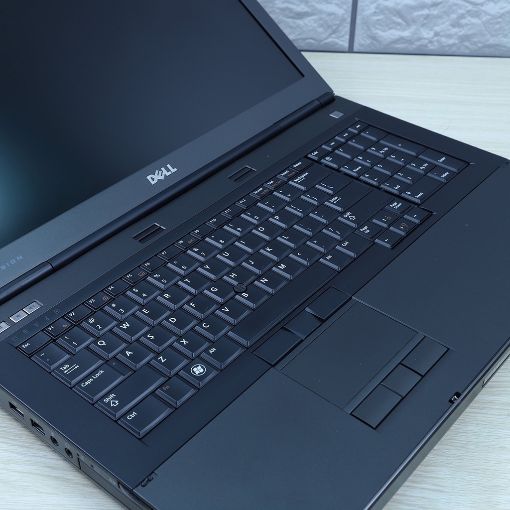 Laptop Cũ Dell Precision M6600 Core i7 / ram 16GB / SSD / Màn Full HD / Gaming, Đồ Họa Cực Khủng