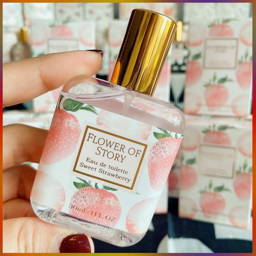 Nước Hoa Xịt thơm toàn thân Flower of story hương Dâu 30ml/chai