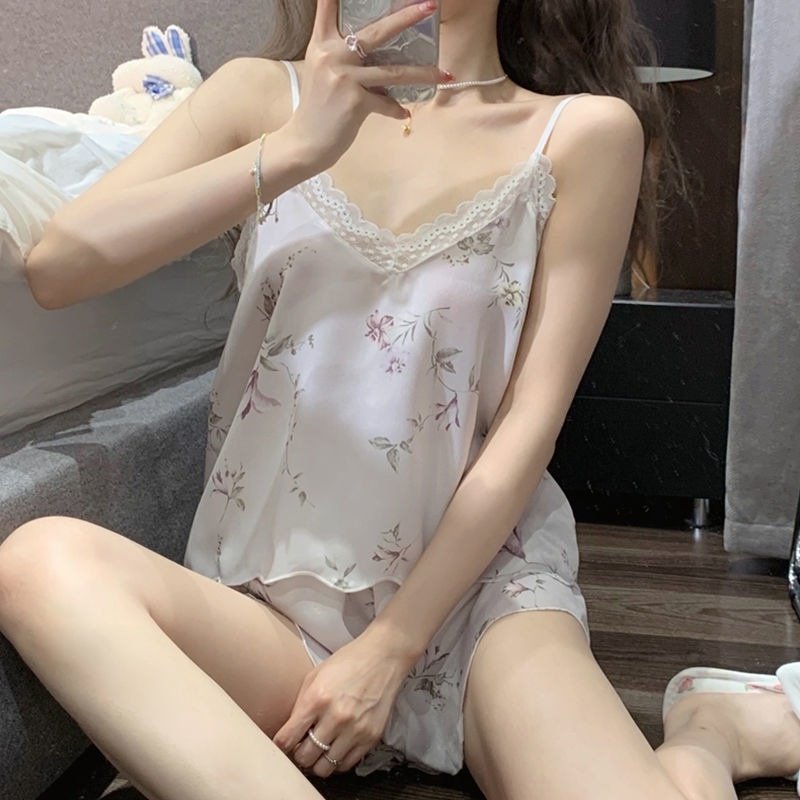 Bộ Đồ Ngủ Vải Lụa Lạnh Mỏng Thời Trang Mùa Hè Năng Động