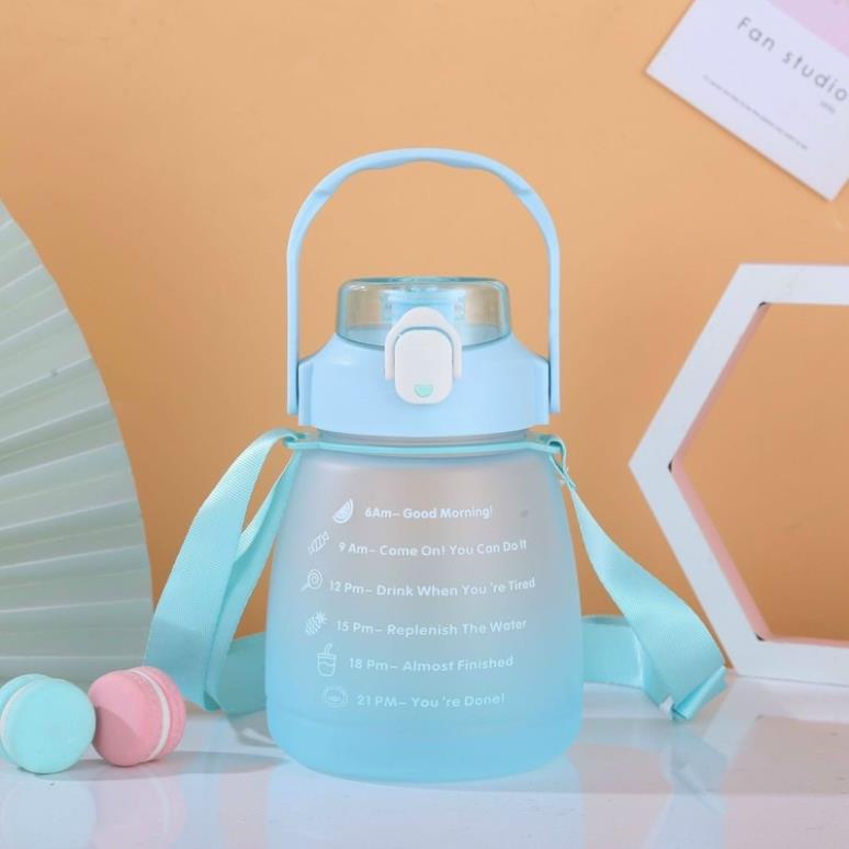 Bình nước chia vạch 1,3 lít chia vạch báo giờ uống, có ống hút ( tuyển khách sỉ)