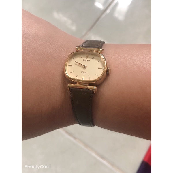 Đồng hồ cơ cót nữ bọc vàng hiệu seiko socie