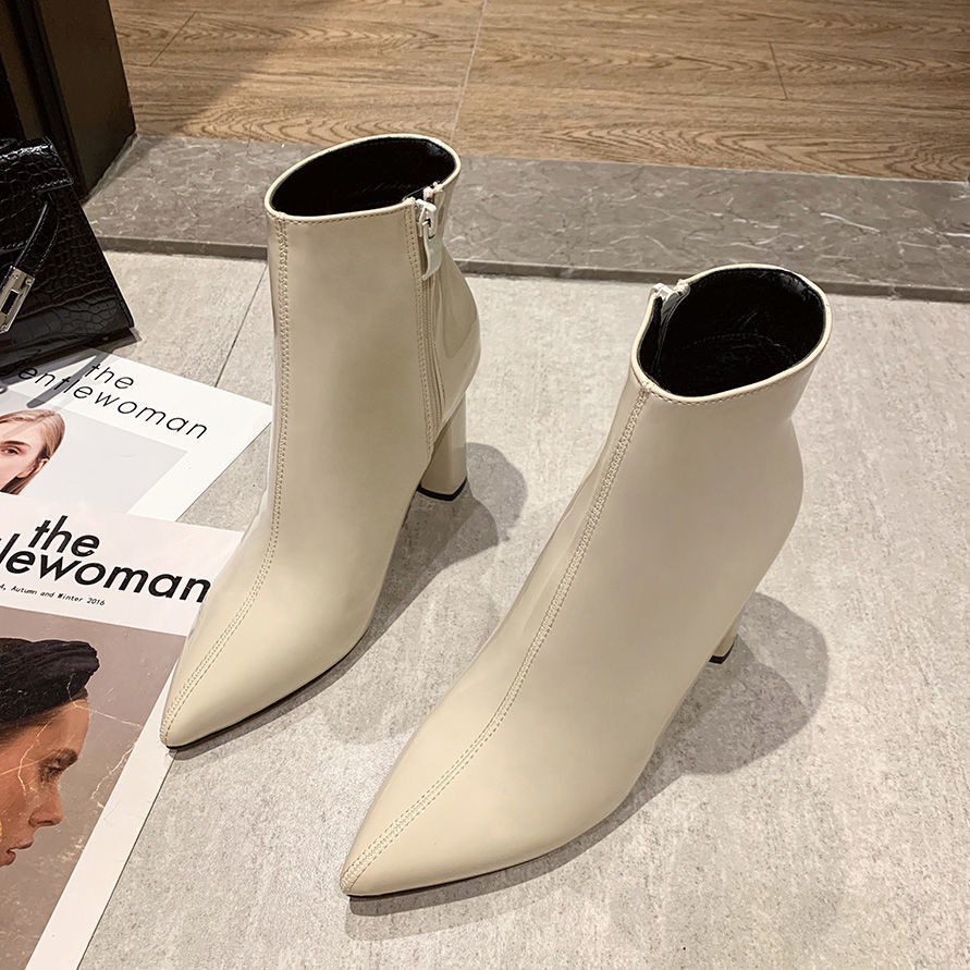 Martin khởi động của phụ nữ Bốt phong cách Anh 2020 mùa thu và đông mới giày tất cả các kết hợp cao gót dày ngắn