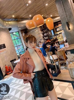 Áo da biker kèm belt zara
