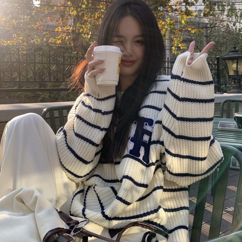 ♛Áo Len Lười Dáng Rộng Họa Tiết Kẻ Sọc Màu Tương Phản Thời Trang Thu Đông Phong Cách Mới Cho Nữ