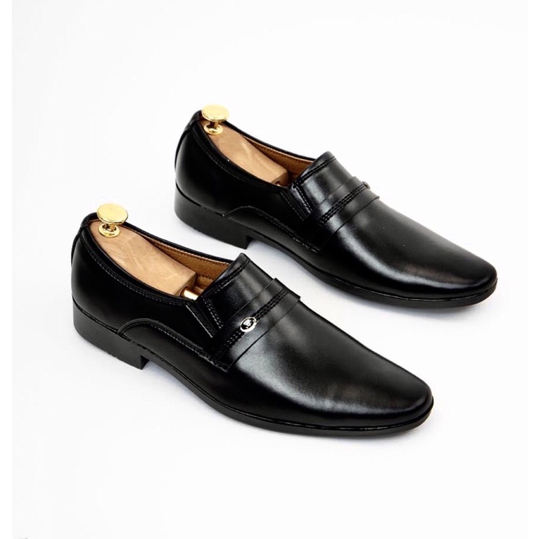 Giày công sở nam phom đẹp, mẫu mới, mã GT03, size từ 38-43, màu đen sang trọng lịch lãm