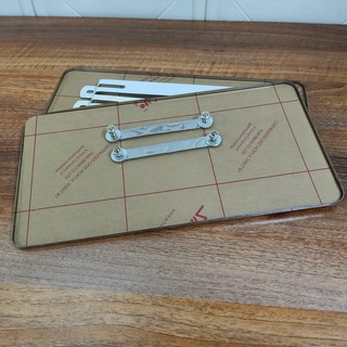 khung inox biển số ô tô   biển màu vàng và biển mới 2020  bộ 2khung chống nước BMM-18