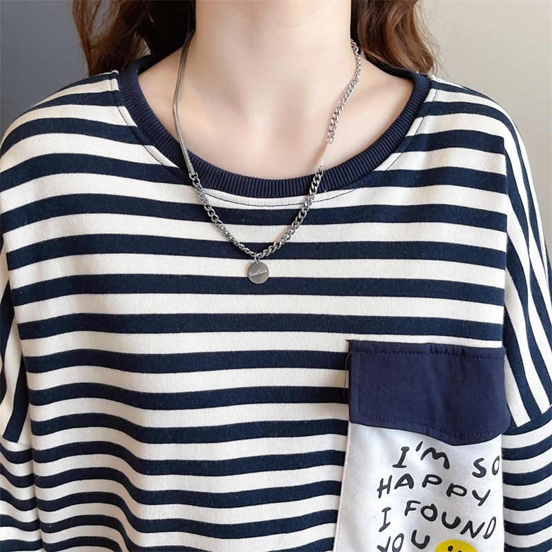 Áo Thun Tay Dài Kẻ Sọc Phối Túi Phong Cách Preppy