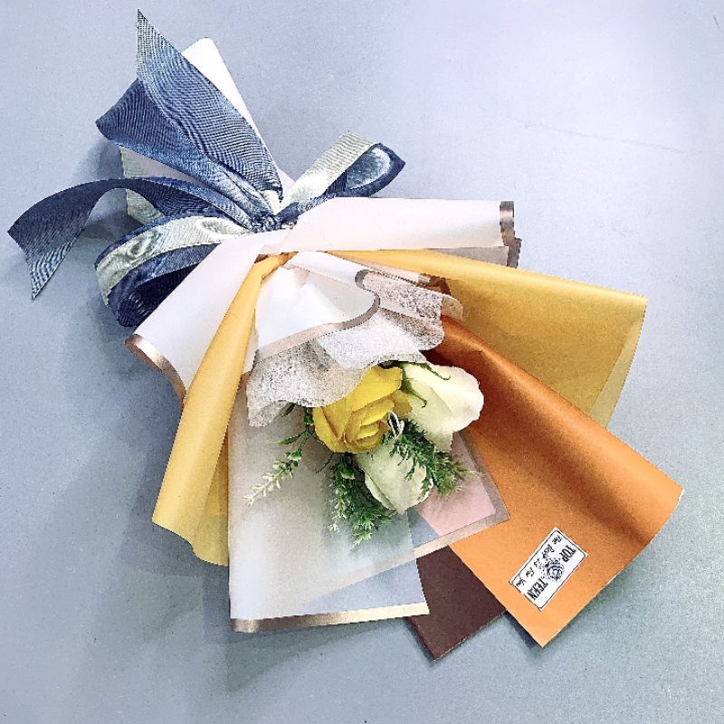 Hoa hồng sáp 3 bông