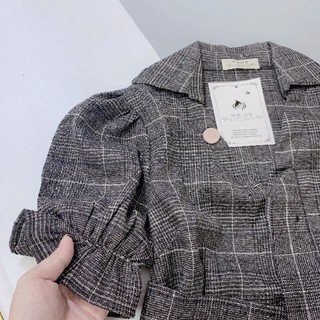 áo vest vạt lệch