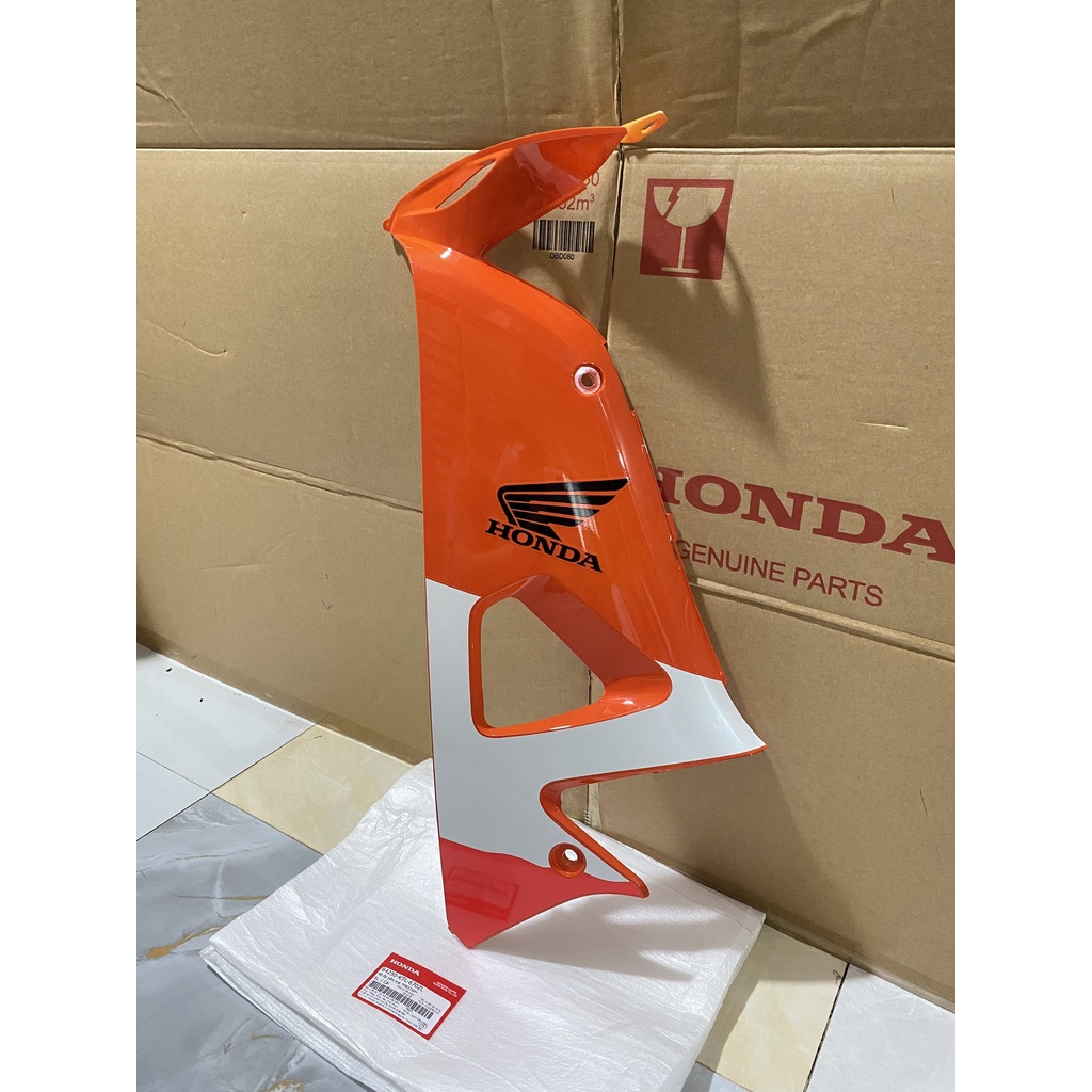 Bộ ốp yếm bên trái HONDA WAVE RS100 REPSOL năm 2006 màu Cam.