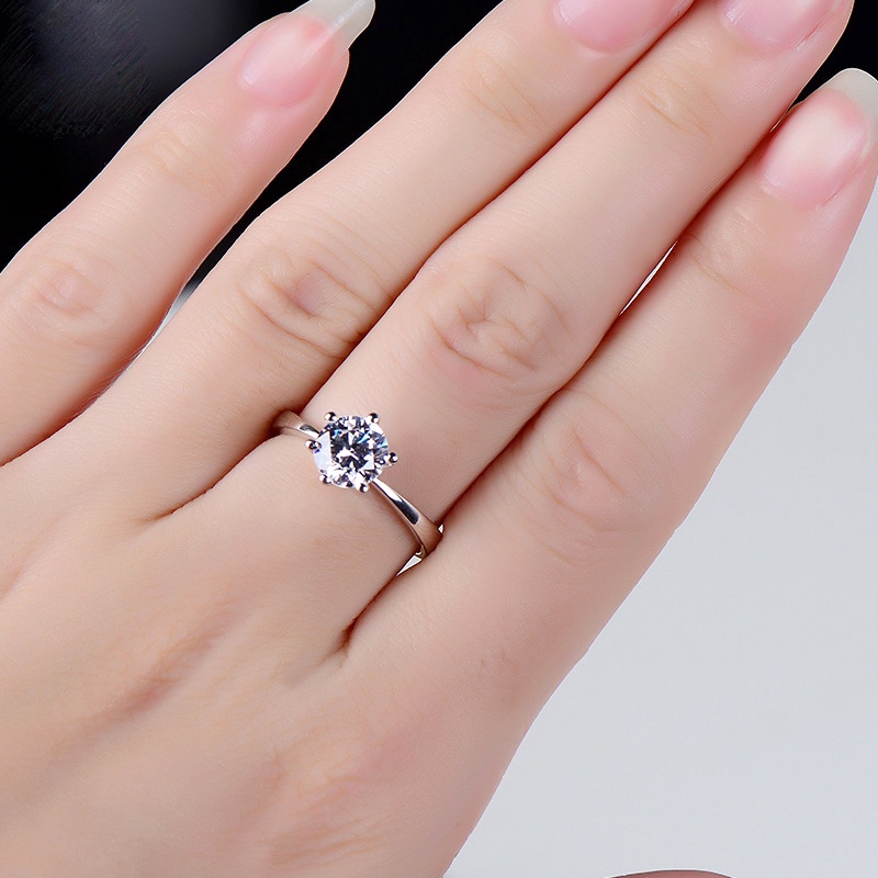 Nhẫn đính đá hình vương miện sang trọng cho nữ