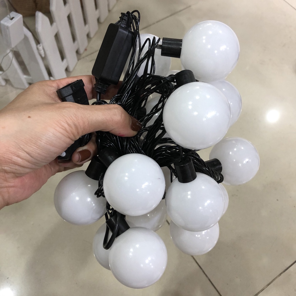 Bộ đèn 20 bóng tròn to đường kính 4,5cm ánh sáng vàng dài 10m trang trí cây thông Giáng sinh Noel , trang trí Tết
