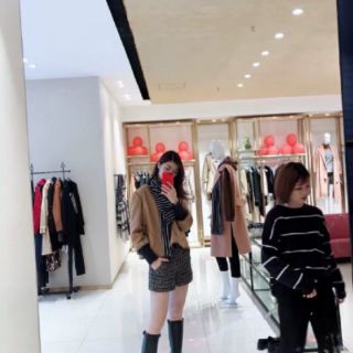 Boot cao cổ đế thấp