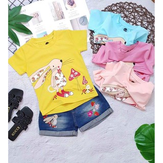 Sét áo thun con thỏ phối quần short jean