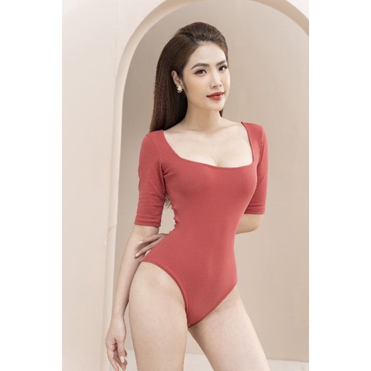 BODYSUIT CỔ VUÔNG TAY LỠ