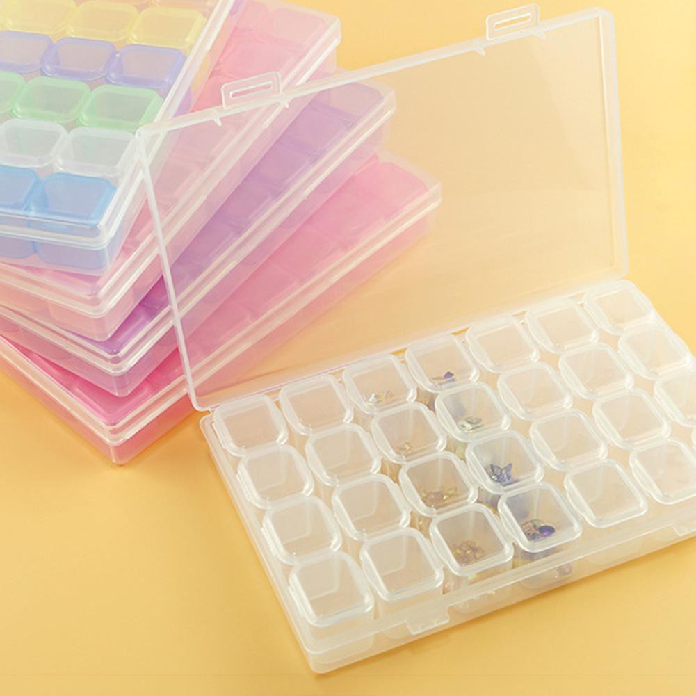 Hộp Nhựa Trong Suốt 28 Ngăn Đựng Phụ Kiện Trang Trí Móng Tay