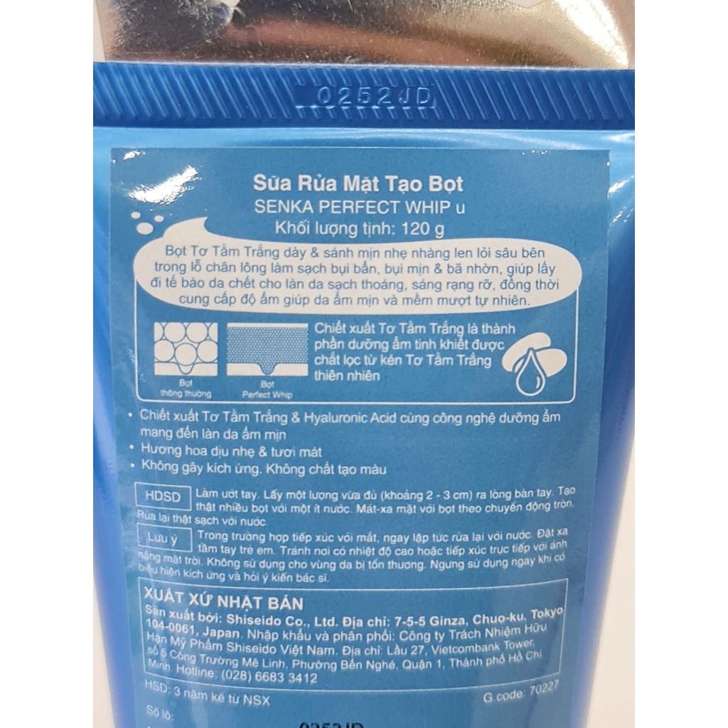 Sữa Rửa Mặt Tạo Bọt SENKA Perfect Whip 120g Nhật Bản