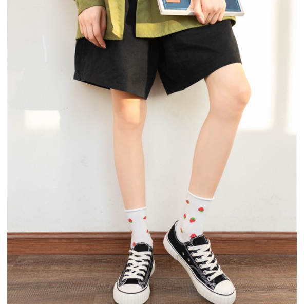 Tất cổ cao màu Trắng họa tiết hình Gấu - Trái cây - Mặt cười, phong cách thời trang xinh xắn, dễ thương .