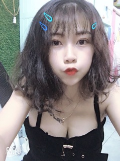 Váy nhung hai dây cup ngực