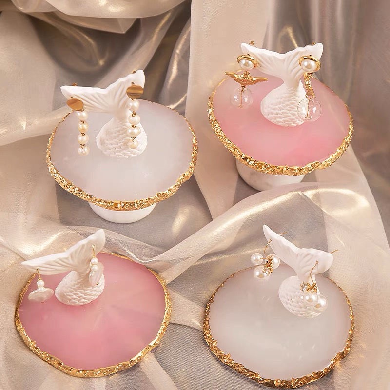 Giá Đỡ Trưng Bày Trang Sức Hình Nàng Tiên Cá