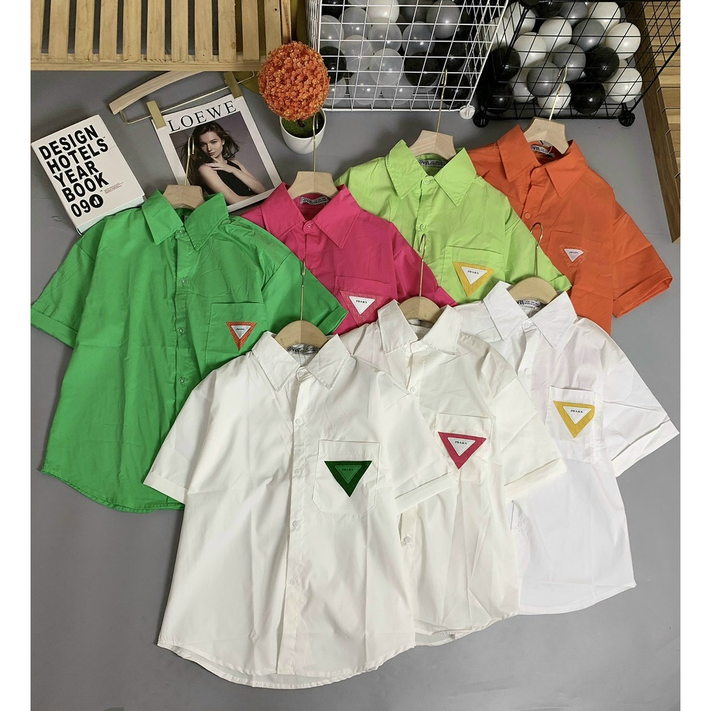 Áo sơ mi nữ trắng cộc tay in túi PRA