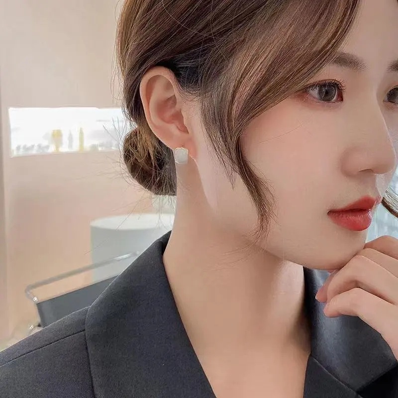 1 Đôi Bông Tai Hình Học Đính Vỏ Sò Thanh Lịch Phong Cách Hàn Quốc Dành Cho Nữ
