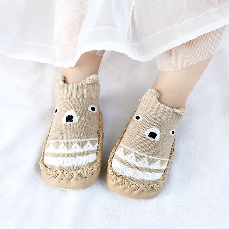 Giày đế mềm chống trượt cho bé tập đi tiện dụng