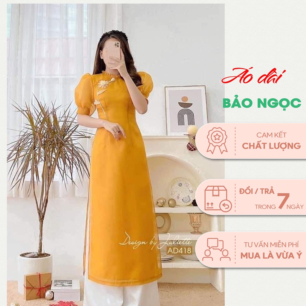 Áo Dài Cách Tân Màu Vàng, Cổ Xếp Ly, Vai Bồng, Đắp Hoa Trắng Điệu Đà Siêu Xinh Trước Ngực