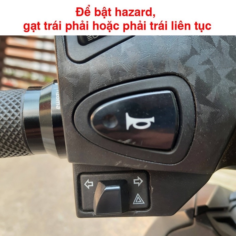 Công Tắc Hazard Gắn Zin Nháy 4 Xi Nhan Xe Máy