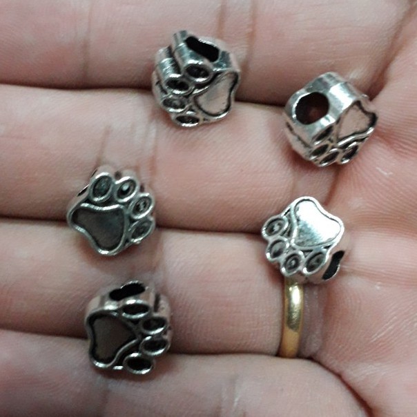 phụ kiện charm Bàn Chân Lùa 23k = 50 gram
