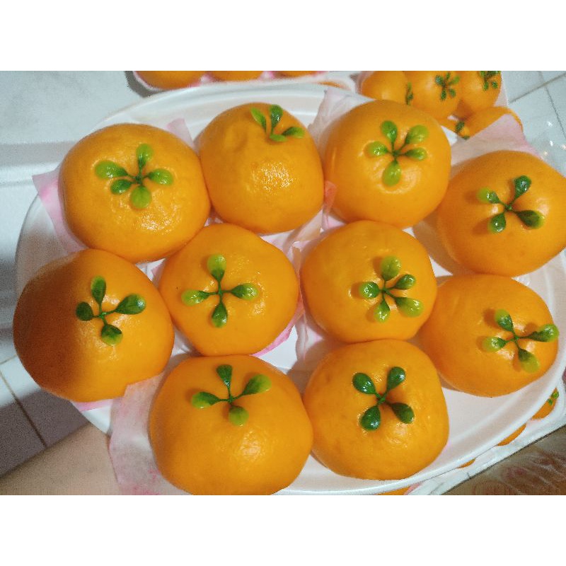 Hộp 8 bánh bao quýt nhân đậu dừa môn