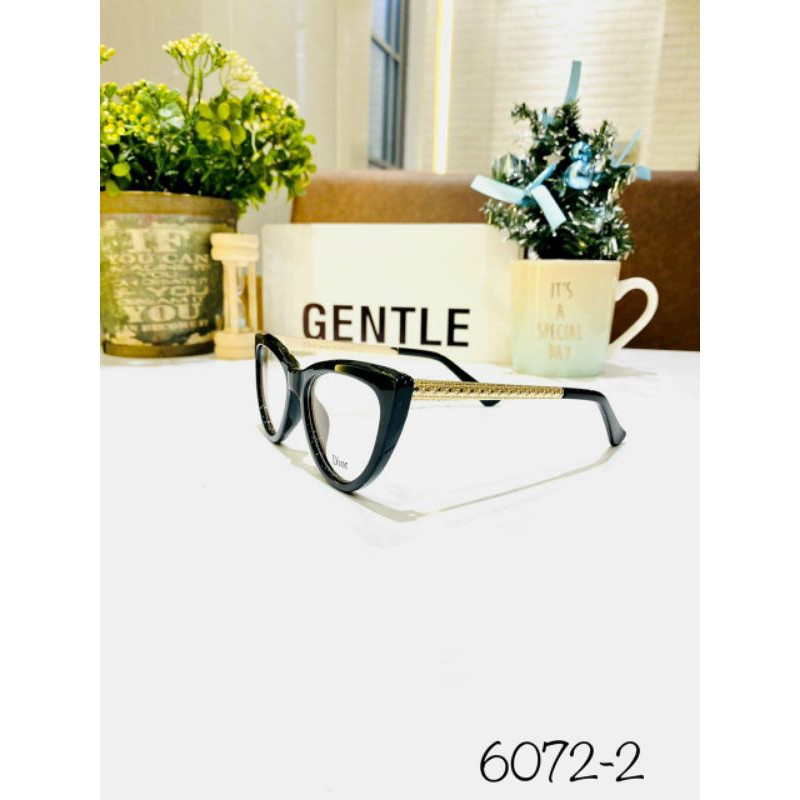 mắt kính thời trang nữ kiểu dáng sang trọng, thay trong can được | BigBuy360 - bigbuy360.vn