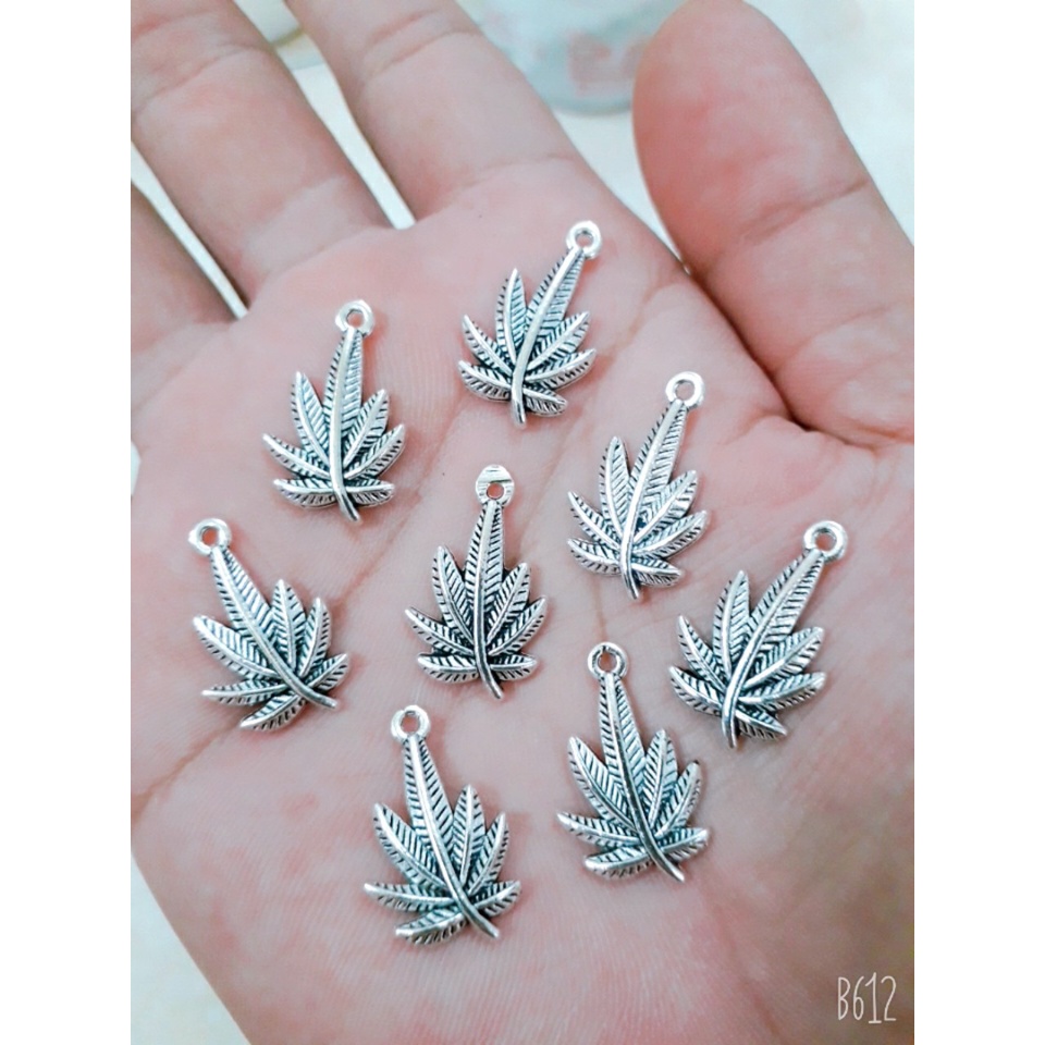 Charm bạc hợp kim giá sỉ : 50 gram = 25k / 1gói [ chuyên cung cấp charm sỉ các loại ]