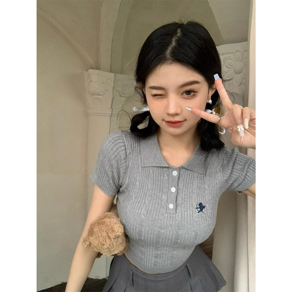 Áo Croptop Dệt Kim Tay Ngắn Màu Trơn Thiết Kế Mới Thời Trang Mùa Hè Dành Cho Nữ