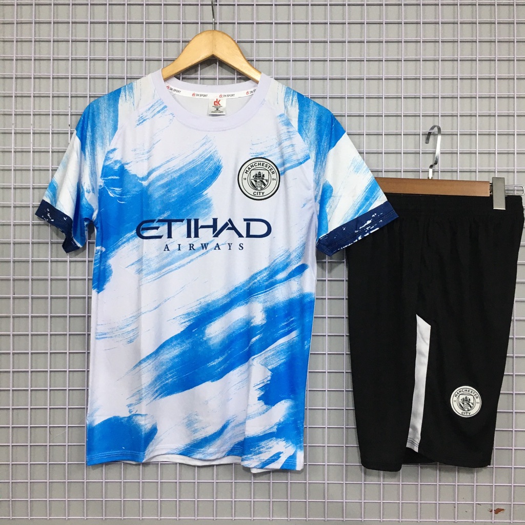 Bộ quần áo đá banh CLB ManCity Xanh trắng sọc chéo 2022 DK